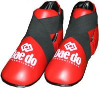 Zashhita stop-futy-dlya taekwondo Daedo Light ITF 